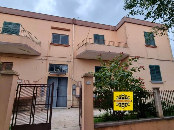 Appartamento con 5 locali in vendita in Via Giovanni Pascoli, Centro, Pachino