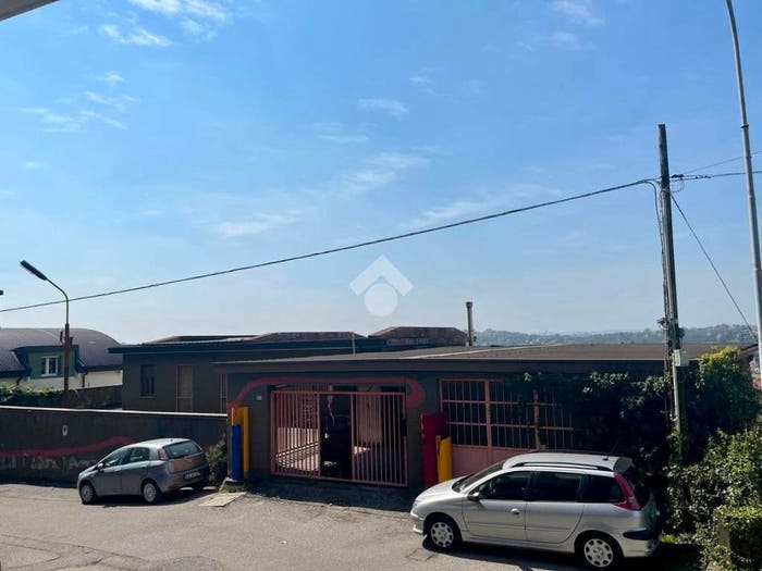 Casa con 6 locali in vendita in Via S Giacomo, Centro, Cantù