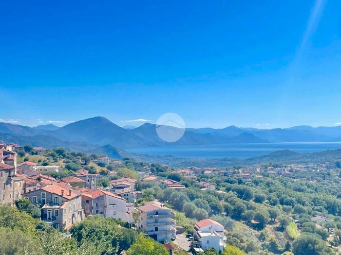 Appartamento trilocale in vendita in Via Dante Alighieri, Centro, Roccagloriosa