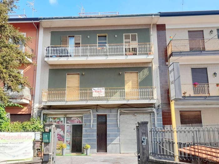 Appartamento quadrilocale in vendita in Corso Ara di Giove, Centro, Pedara