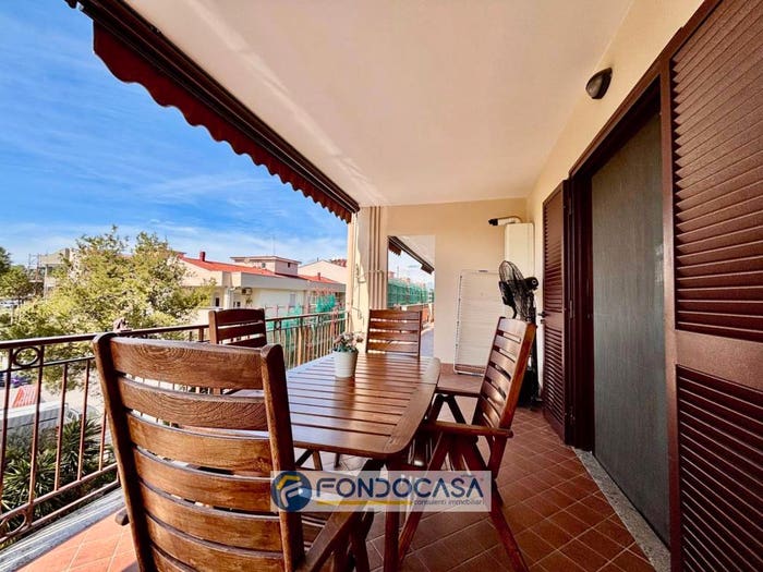 Appartamento con 6 locali in vendita in via atellana, Aversa