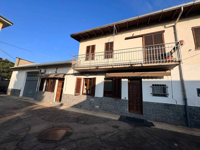 Casa trilocale in vendita in Via Monte Grappa, Olgiate Olona