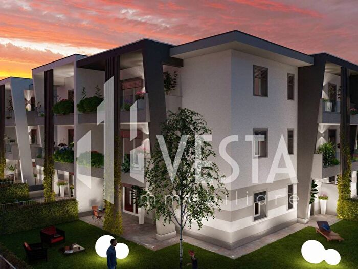 Appartamento trilocale in vendita in Via Don Luigi Sturzo, Canova San Zeno, Olgiate Molgora