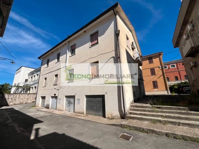 Appartamento bilocale in vendita in Via Giovan Battista Bernadotte, Centro, Pontecorvo