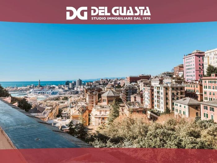 Appartamento con 6 locali in vendita in Corso Ugo Bassi, Principe, Genova