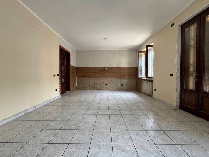 Casa trilocale in vendita in Via Aprile, Centro, Chignolo Po