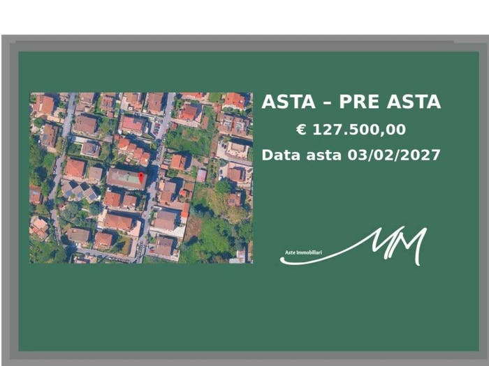 Appartamento trilocale in vendita in Via Mombaruzzo, Casalotti, Roma
