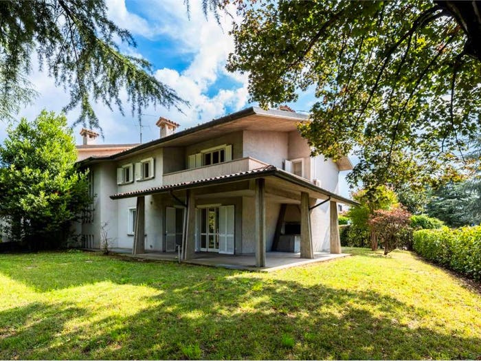 Casa con 5 locali in vendita in Montale, Gorle