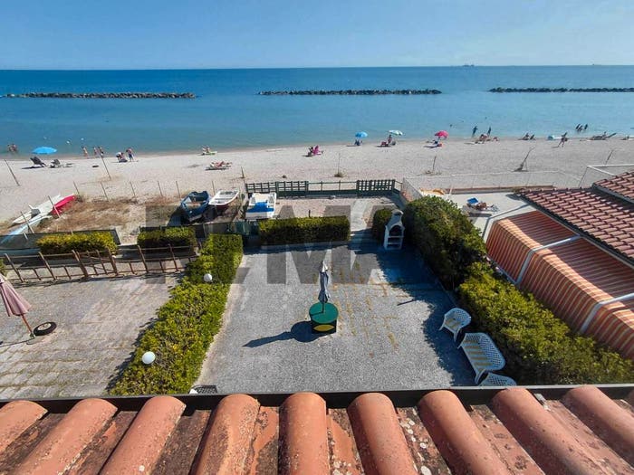 Casa con 6 locali in vendita in Via Ponente, Centro, Falconara Marittima