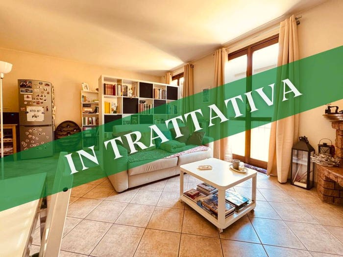 Appartamento trilocale in vendita in Via San Gaetano, Rogoredo Valaperta Rimoldo, Casatenovo