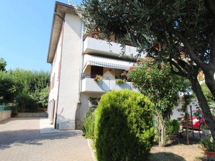 Appartamento quadrilocale in vendita in Via Lumumba, Centro, Casalgrande