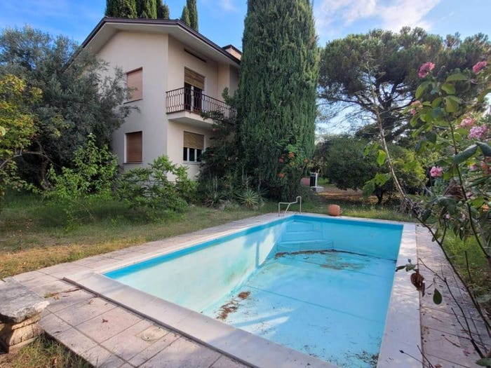 Casa con 6 locali in vendita in Moniga del Garda