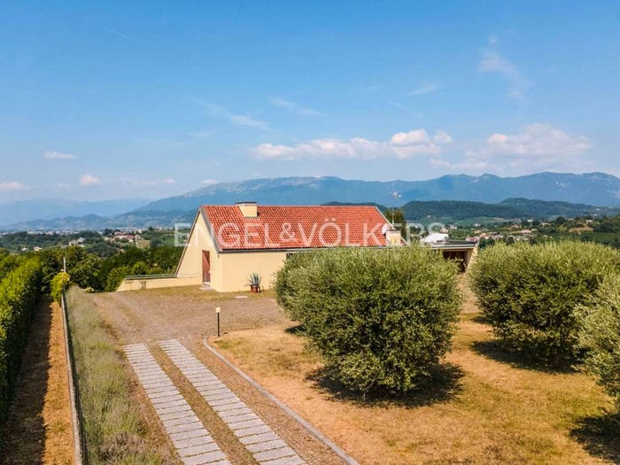 Casa con 6 locali in vendita in Via Pianale, Borgo Lozzo, San Pietro di Feletto