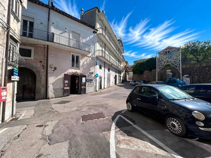 Appartamento trilocale in vendita in Via de falco, Centro, Fisciano