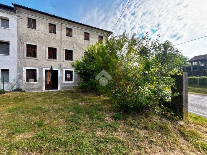 Casa con 5 locali in vendita in Borgo Anese, San Pietro di Feletto
