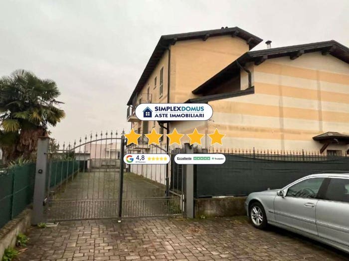 Appartamento trilocale in vendita in Via Marconi, Castel Gabbiano