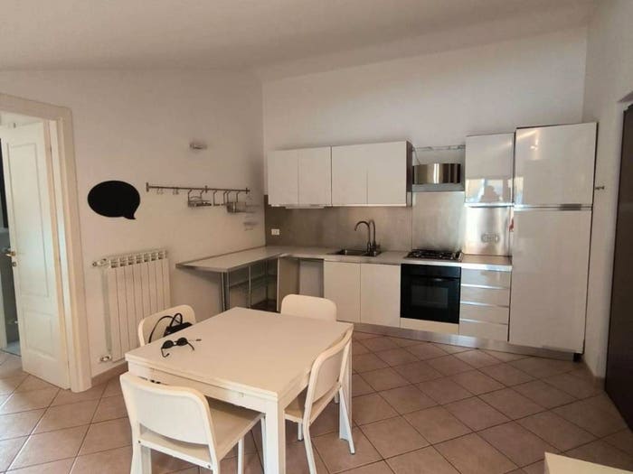Casa bilocale in vendita in Via Rocca, Centro, Massa