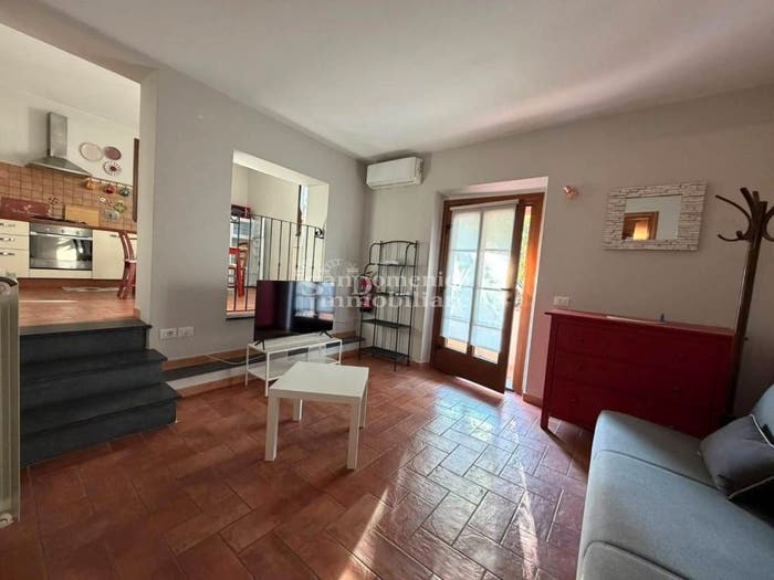 Appartamento trilocale in affitto in Centro, Calci