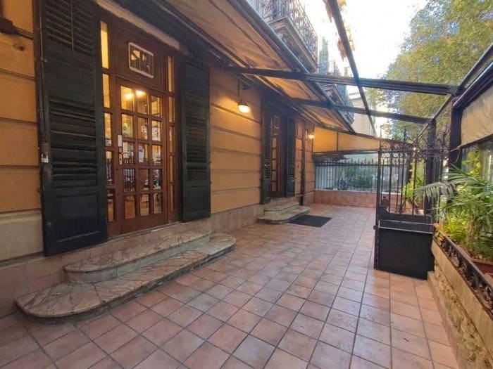 Appartamento con 5 locali in vendita in Piazza Leoni A, Fiera, Palermo