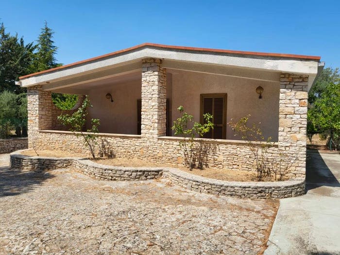 Appartamento quadrilocale in vendita in Via Castel del Monte, Montegrosso Boschetto, Andria