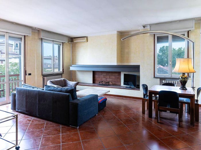 Appartamento quadrilocale in vendita in Via Settembre, Centro, Castelnovo di Sotto
