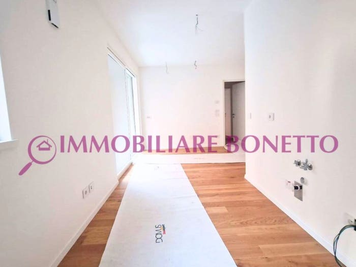 Appartamento bilocale in vendita in Via Giosuè Carducci, Centro, Bolzano