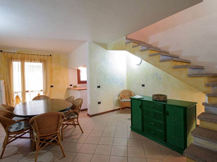 Casa trilocale in vendita in Via Carlo Felice, Centro, Santa Teresa Gallura