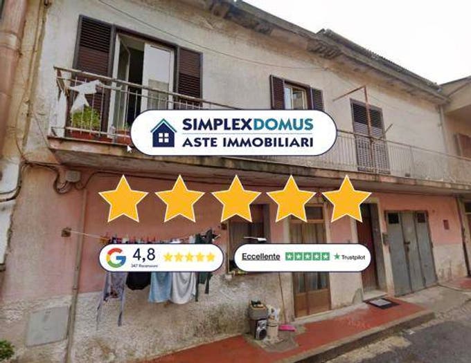 Appartamento con 5 locali in vendita in Via Ugo Foscolo, Centro, Isola di Capo Rizzuto