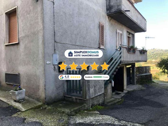 Appartamento con 5 locali in vendita in Via Zepponami, Zepponami, Montefiascone