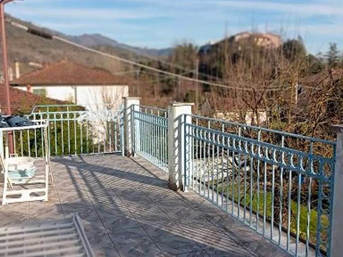 Casa con 6 locali in vendita in Cavanella, Beverino