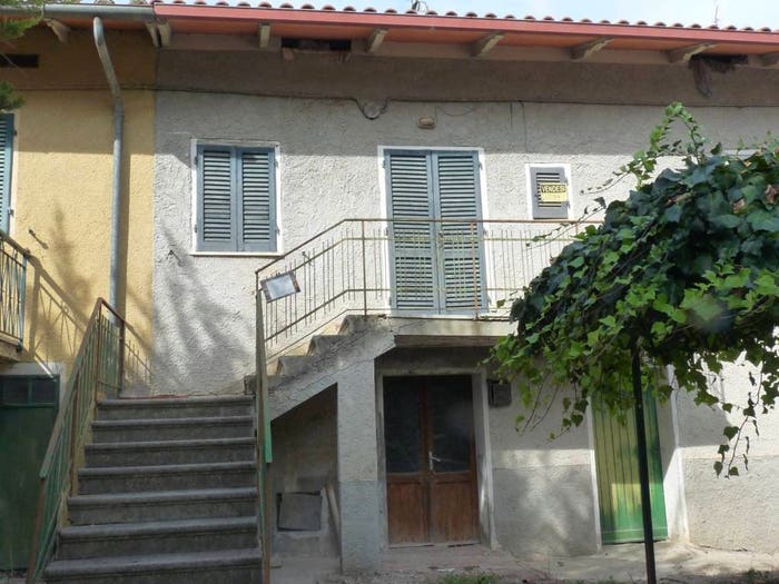 Casa trilocale in vendita in Via Palestro, Badia, Castiglione del Lago