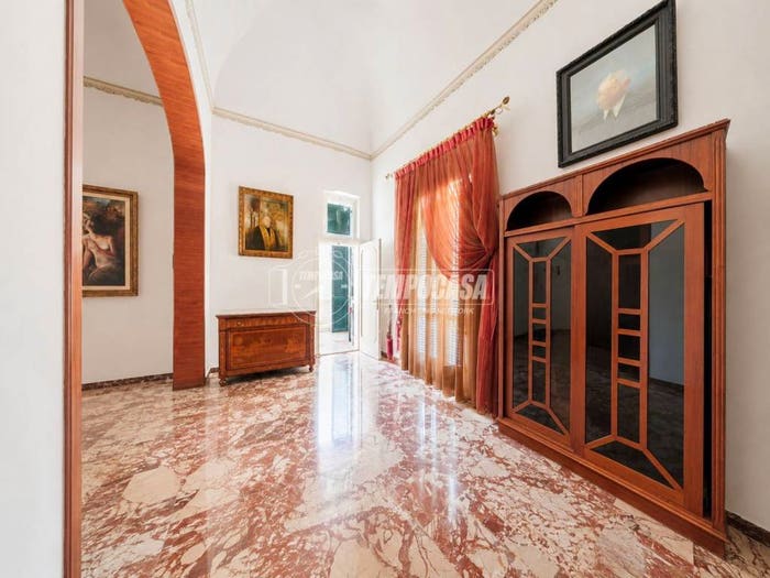Casa con 6 locali in vendita in Via G Guerrieri, Novoli