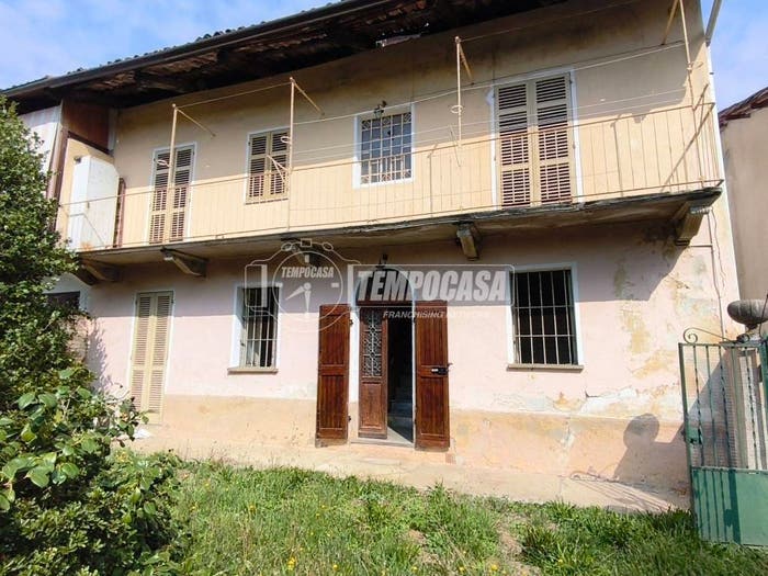 Casa con 6 locali in vendita in Strada dell'Erba, Vandorno Piazzo Cossila, Biella