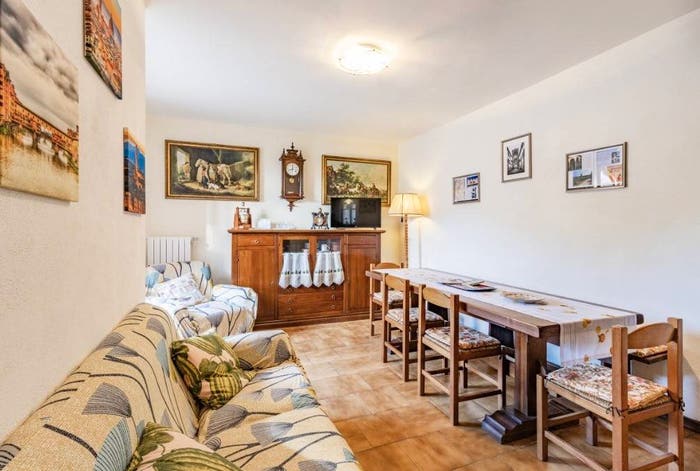 Casa quadrilocale in vendita in Via Roma, Castelfranco Di Sopra, Castelfranco Piandisco