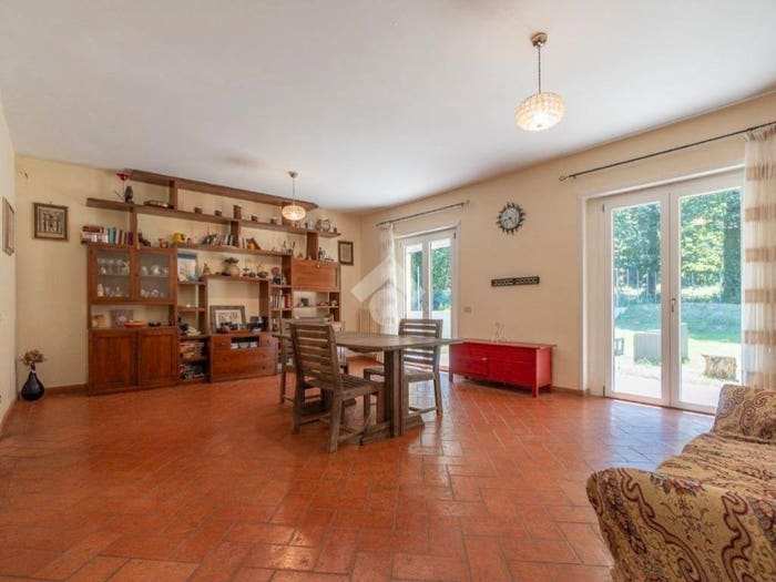 Casa quadrilocale in vendita in Viale dei Tigli, Monte Gentile Galloro, Ariccia