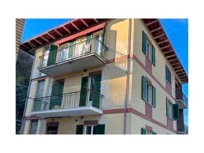Appartamento con 5 locali in vendita in Via Sant'Agostino, Centro, Fermignano