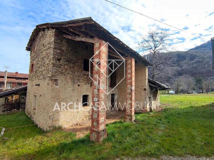 Casa in vendita in Via Primo Gennaio Tetti Piancaparsè, Tetti Pianca Parsè, Boves