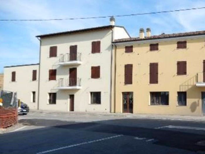 Appartamento bilocale in vendita in Via Novembre, Bondanello, Moglia