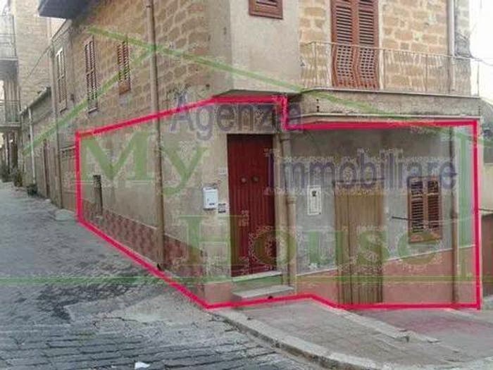 Appartamento quadrilocale in vendita in Via Tamburello, Cianciana