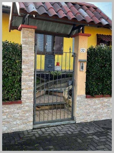 Casa con 6 locali in vendita in Via Amendola, Centro, Carisio