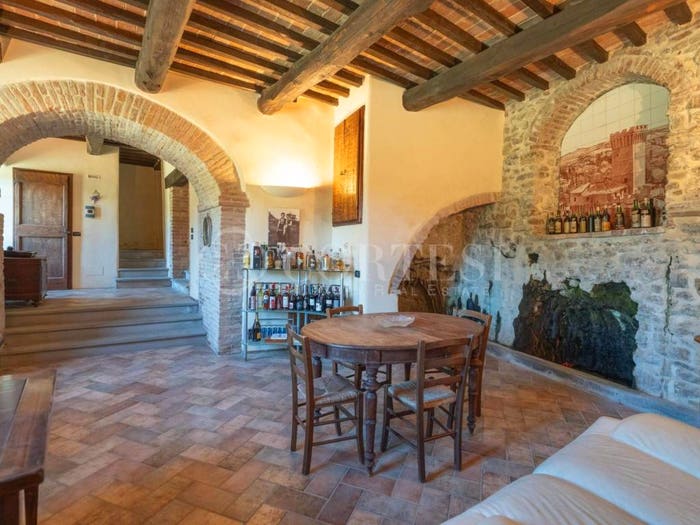 Appartamento con 6 locali in vendita in Piazza Giacomo Matteotti Umbertide Perugia Umbria Italia, Centro, Umbertide