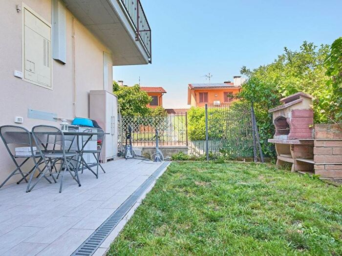 Appartamento bilocale in vendita in Via miglioli, Centro, Zelo Buon Persico