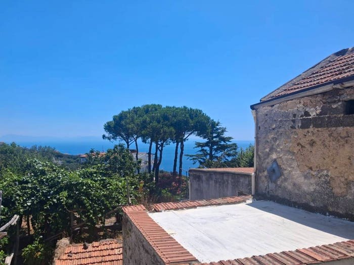 Casa quadrilocale in vendita in Via Terranova, Centro, Massa Lubrense
