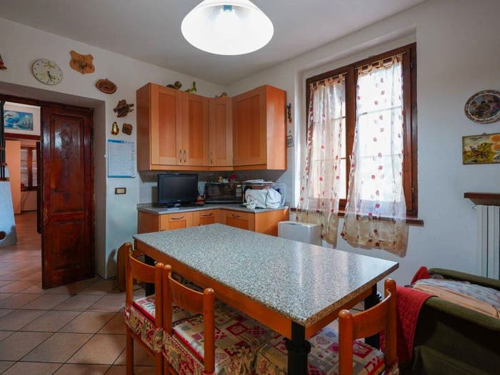 Appartamento trilocale in vendita in Via Martiri della Liberazione, Vicofertile, Parma