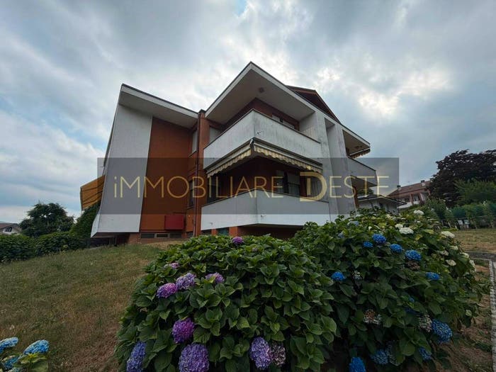 Appartamento bilocale in vendita in Via dei Molè, Coazze