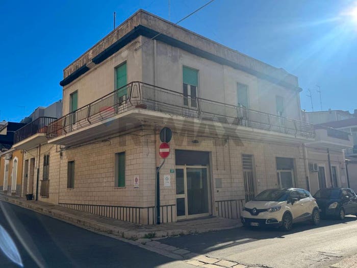 Casa con 6 locali in vendita in Centro, Pachino