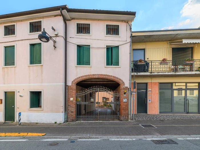 Appartamento bilocale in vendita in Centro, San Vito di Leguzzano