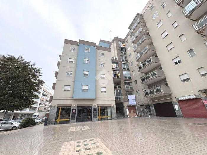 Appartamento trilocale in vendita in Via Regina Margherita, Settefrati, Barletta