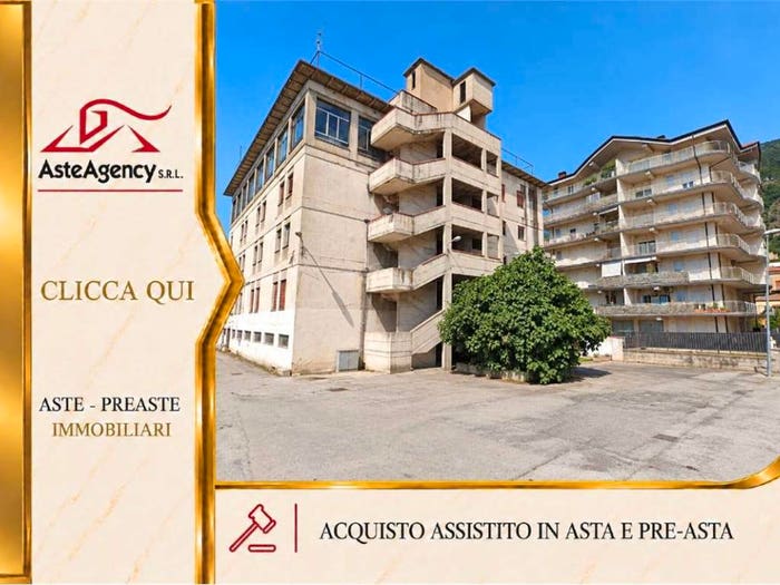 Appartamento trilocale in vendita in Via Via Vittorio Alfieri, Centro, Venafro