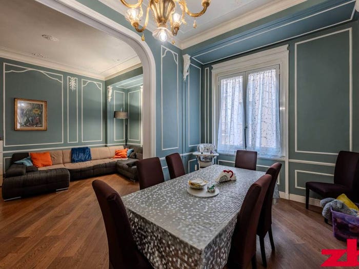 Appartamento con 6 locali in vendita in Via Granello, Quadrilatero, Genova